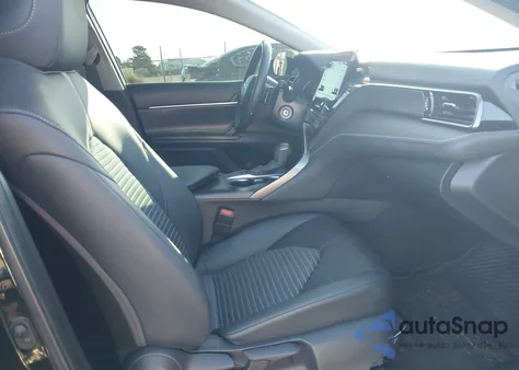 2023 Toyota Camry Se z USA, uszkodzony, nr VIN 4T1G11AK8PU813358